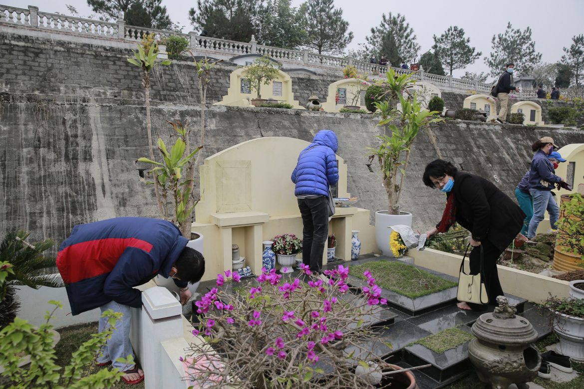 Phong tục tảo mộ của người Việt Nam