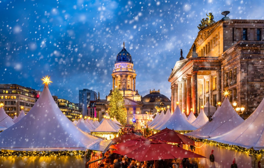 Khu chợ Giáng sinh đầy sắc màu của Frankfurt, Đức
