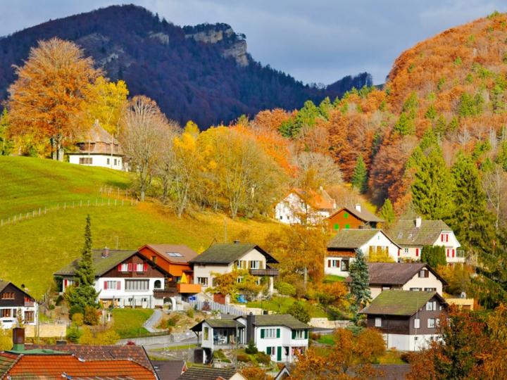Trải nghiệm du lịch: Khám phá vẻ đẹp của mùa thu châu Âu